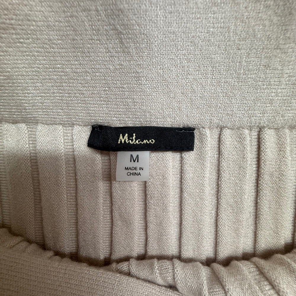 Milano Womens M Beige Ribbed Knit‎ Pleated Midi Skirt Stretch Pull On - Picture 3 of 11